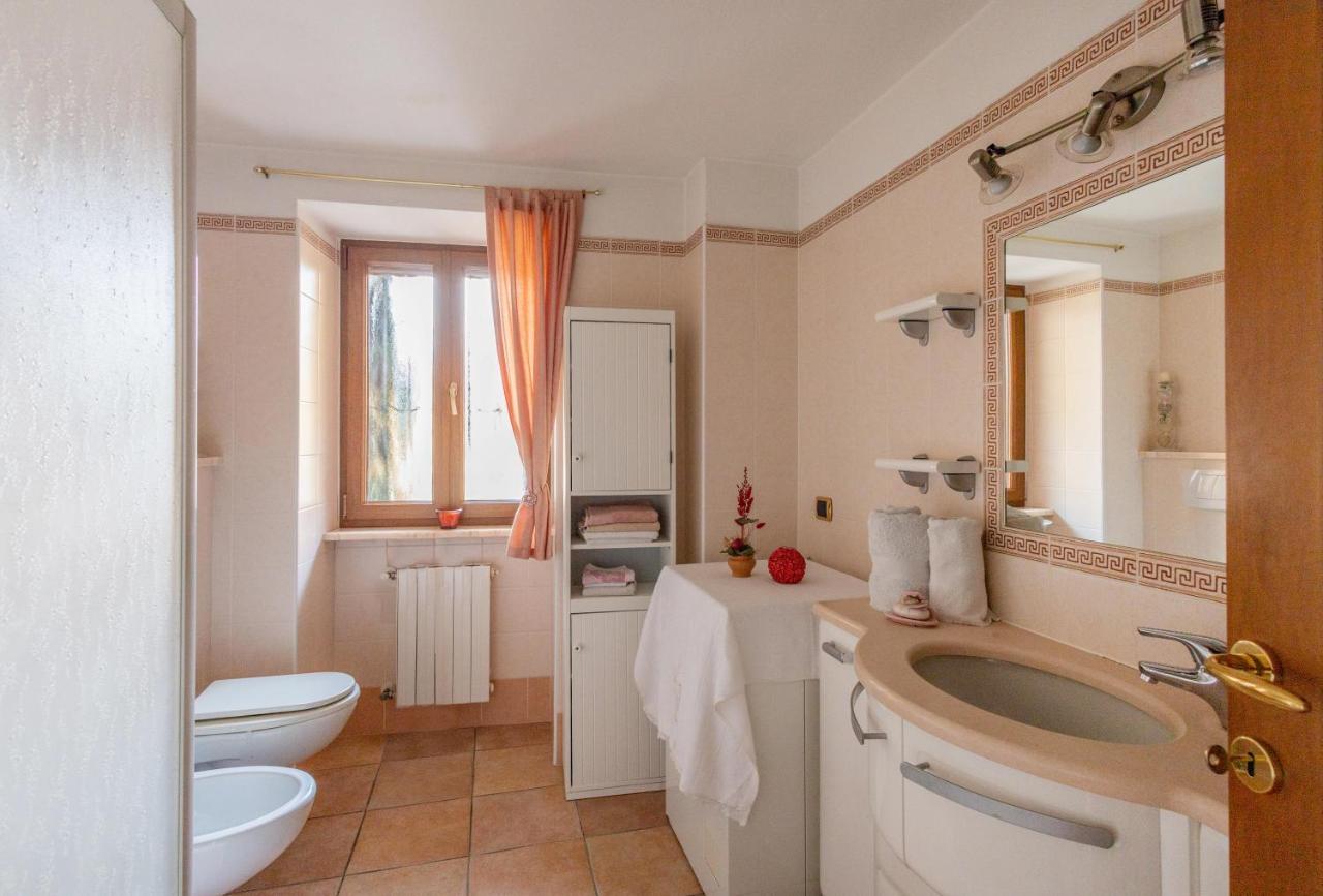 L'Angolo Delle Peonie Apartamento Cannobio Exterior foto