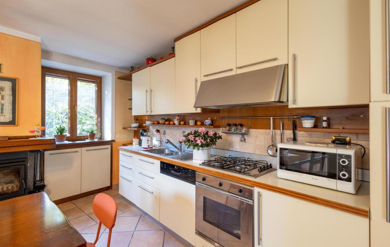 L'Angolo Delle Peonie Apartamento Cannobio Exterior foto